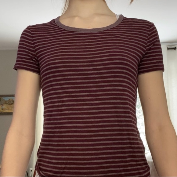 Garage Brand T-shirt💕 - Picture 1 of 2